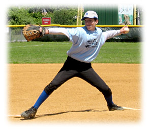 Wayne Camper pitching
